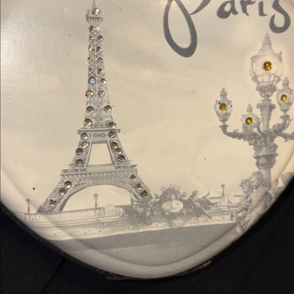 NWOT: PARIS France Pochette (lil bag)Eiffel Tower - Picture 5 of 7